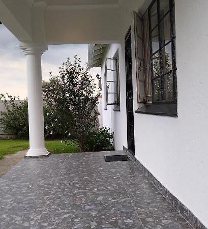 Cheers Guest House Evander Luaran gambar