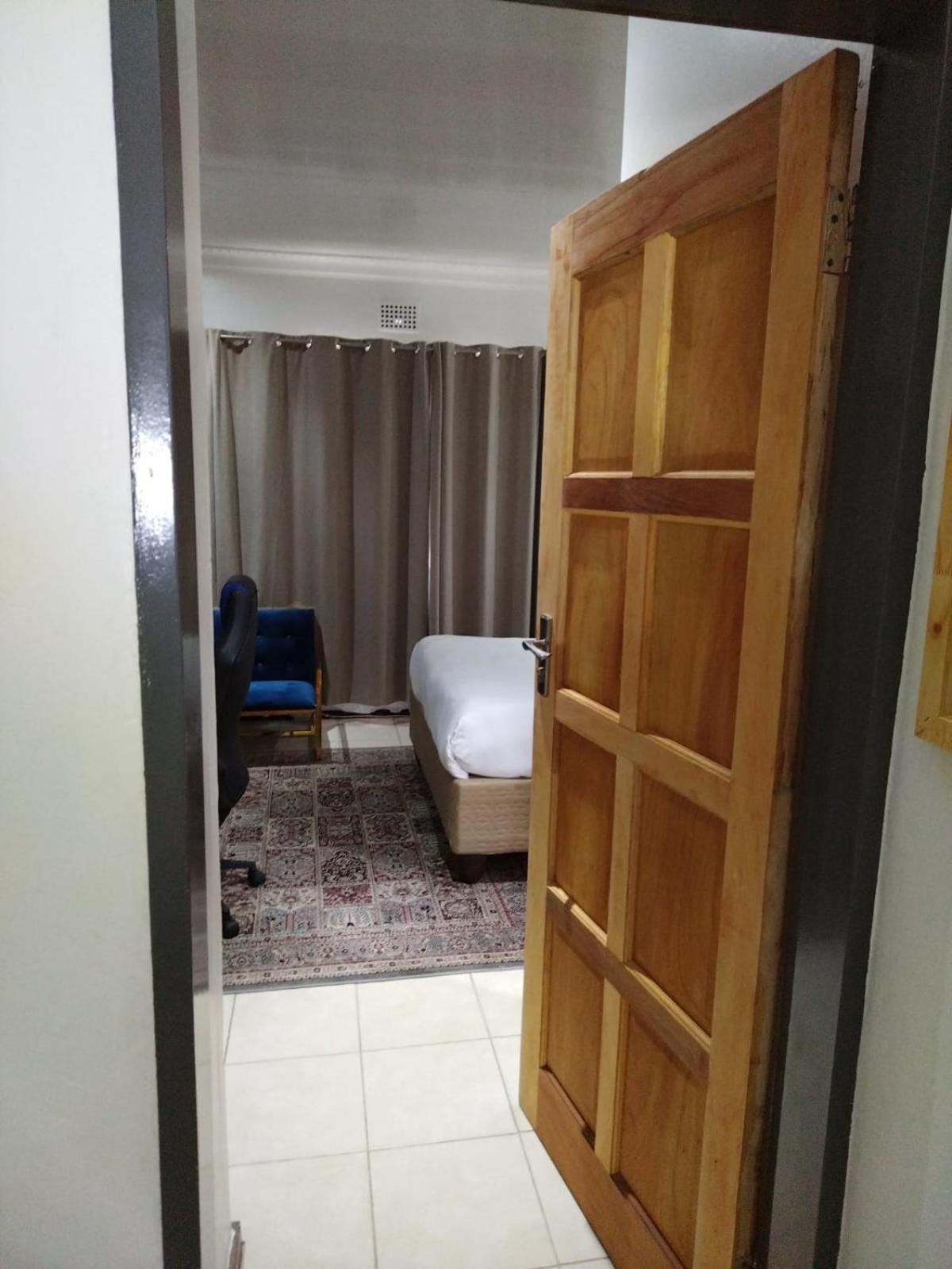 Cheers Guest House Evander Luaran gambar