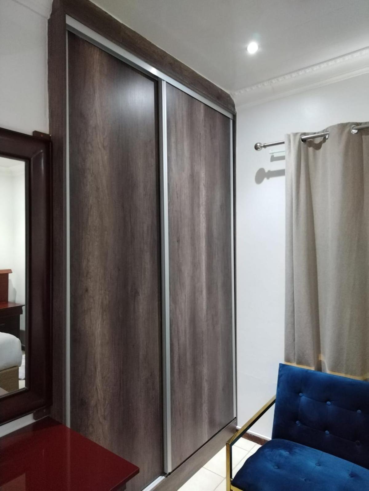 Cheers Guest House Evander Luaran gambar